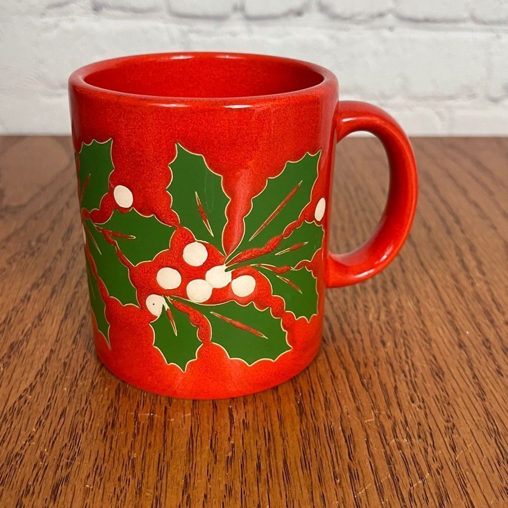 Vintage Waechtersbach Red mug w/Green Holly Leaves White Berries Spain Holiday